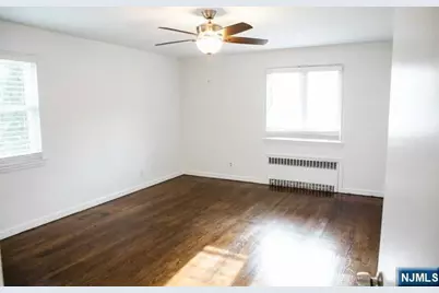 134 Berkshire Road, Hasbrouck Heights, NJ 07604 - Photo 7