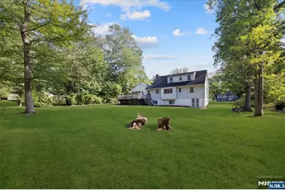 947 E Glen Avenue, Ridgewood, NJ 07450 - Photo 27