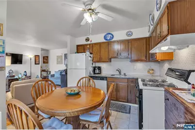 700 Schuyler Avenue A21 #A21, Kearny, NJ 07032 - Photo 5