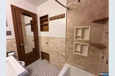 8450 Boulevard East 1F #1F, North Bergen, NJ 07047 - Photo 25