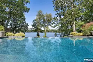 907 Scioto Dr, Franklin Lakes, NJ 07417 - Photo 1