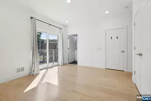 131 Zabriskie Street 1, Jersey City, NJ 07307 - Photo 29