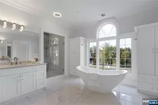 707 Black Hawk Ln, Franklin Lakes, NJ 07417 - Photo 29