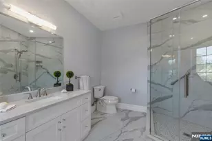 707 Black Hawk Ln, Franklin Lakes, NJ 07417 - Photo 37