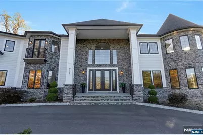 707 Black Hawk Lane, Franklin Lakes, NJ 07417 - Photo 47