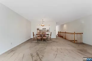 300 Gorge Road 25, Cliffside Park, NJ 07010 - Photo 17