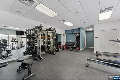 300 Gorge Road 25 #25, Cliffside Park, NJ 07010 - Photo 31