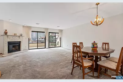 300 Gorge Road 25 #25, Cliffside Park, NJ 07010 - Photo 13