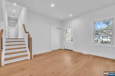 62 Townsend, Florham Park, NJ 07932 - Photo 5