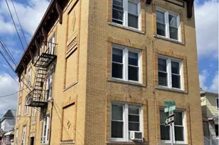 18 E 17th Street 2R, Bayonne, NJ 07002 - Photo 1