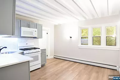 285 Orchard Terrace A-3 #A-3, Bogota, NJ 07603 - Photo 5