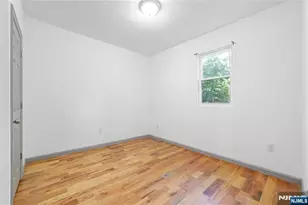 904 18th Street 1, Newark, NJ 07108 - Photo 9