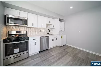 100 Westside Avenue 2 #2, Bergenfield, NJ 07621 - Photo 3