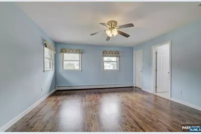 819 Ridgewood Road, Millburn, NJ 07041 - Photo 17