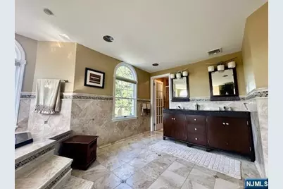 38 Totowa Road, Wayne, NJ 07470 - Photo 17