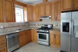 1576 Anderson Ave 2nd Fl, Fort Lee, NJ 07024 - Photo 1