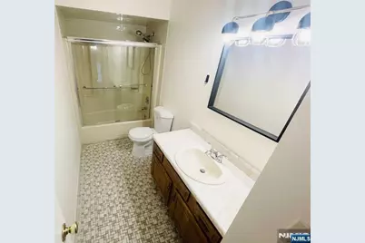 50 Beverly Court, Fair Lawn, NJ 07410 - Photo 17