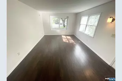 50 Beverly Court, Fair Lawn, NJ 07410 - Photo 9