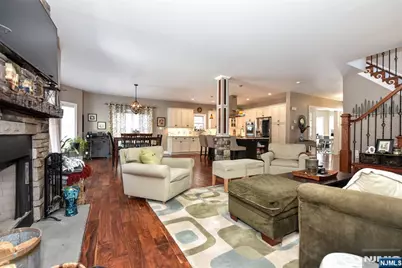 130 Reich Avenue, Mahwah, NJ 07430 - Photo 9