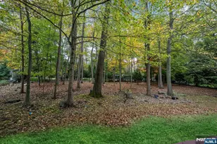 20 Dogwood Dr, Allendale, NJ 07401 - Photo 33