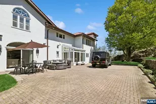 912 Cherokee Ln, Franklin Lakes, NJ 07417 - Photo 49