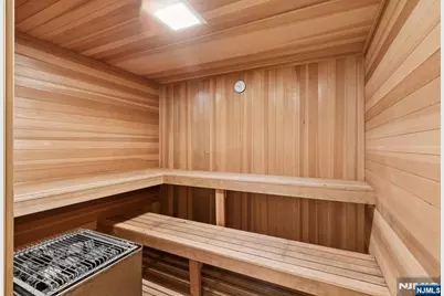 912 Cherokee Lane, Franklin Lakes, NJ 07417 - Photo 13