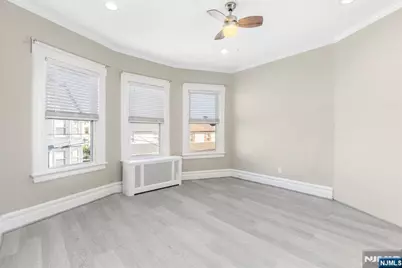 10 Devon Terrace, Kearny, NJ 07032 - Photo 13