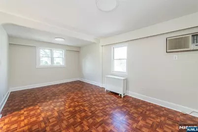 271 Travers Place, Lyndhurst Township, NJ 07071 - Photo 11