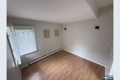 80 Prospect Street, Midland Park, NJ 07432 - Photo 13