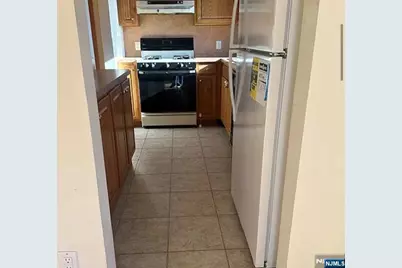 338 Union Avenue C #C, Rutherford, NJ 07070 - Photo 3