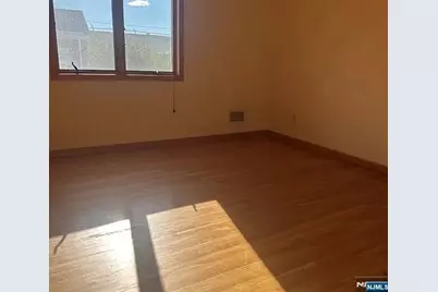 338 Union Avenue C #C, Rutherford, NJ 07070 - Photo 9