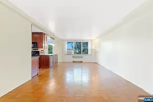 1450 Palisade 3I, Fort Lee, NJ 07024 - Photo 3