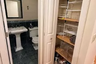 8 Carroll Pl 8, Weehawken, NJ 07086 - Photo 13