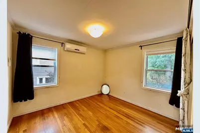 62 Howland Avenue, Teaneck Township, NJ 07666 - Photo 11