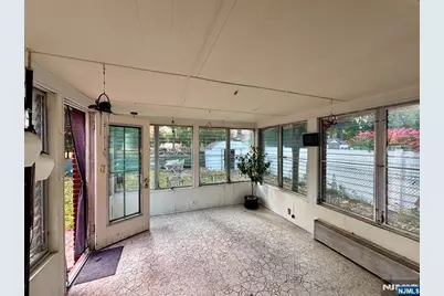 62 Howland Avenue, Teaneck Township, NJ 07666 - Photo 19