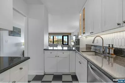 1203 River Road 9D #9D, Edgewater, NJ 07020 - Photo 15