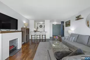 1203 River Road 9D, Edgewater, NJ 07020 - Photo 17