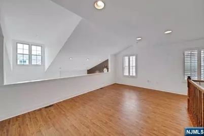 100 Abbie Court, Guttenberg, NJ 07093 - Photo 17