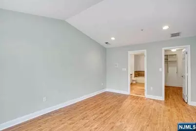 100 Abbie Court, Guttenberg, NJ 07093 - Photo 25