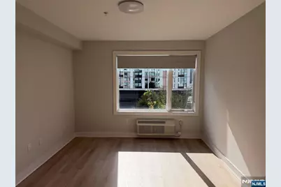 2150 N Central Road 410 #410, Fort Lee, NJ 07024 - Photo 5
