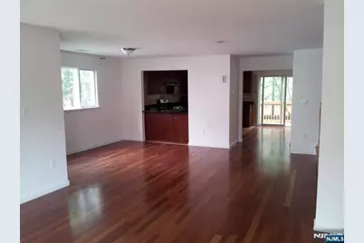 229 Crescent Lane Co229 #CO229, Cliffside Park, NJ 07010 - Photo 3