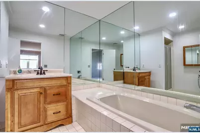 18 Skyview Terrace, Clifton, NJ 07013 - Photo 21