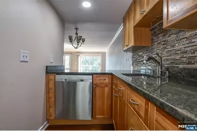 18 Skyview Terrace, Clifton, NJ 07013 - Photo 27