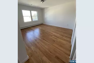 419 2nd Avenue 2 #2, Lyndhurst Township, NJ 07071 - Photo 9