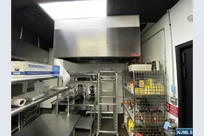 4 W Palisade Avenue, Englewood, NJ 07631 - Photo 13