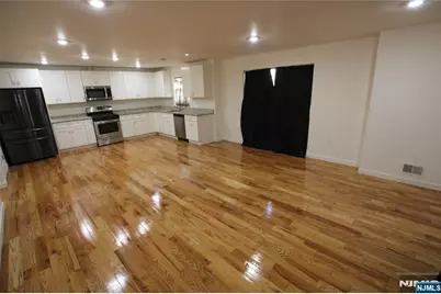 100 Grove Terrace 1 #1, Newark, NJ 07106 - Photo 1