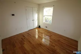 100 Grove Terrace 1, Newark, NJ 07106 - Photo 15