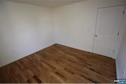 100 Grove Terrace 1 #1, Newark, NJ 07106 - Photo 17