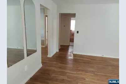 519 Edison Street 1st Fl #1st fl, Ridgefield, NJ 07657 - Photo 7