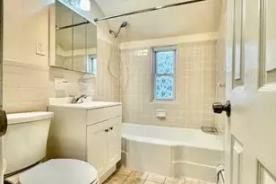 3 MacArthur Ave, Hasbrouck Heights, NJ 07604 - Photo 9